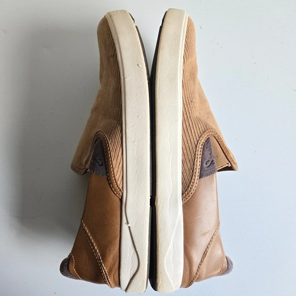 OluKai Lae'ahi Kapa Mens 10.5 Tan Brown Corduroy Leather Slip On Sneakers 10446